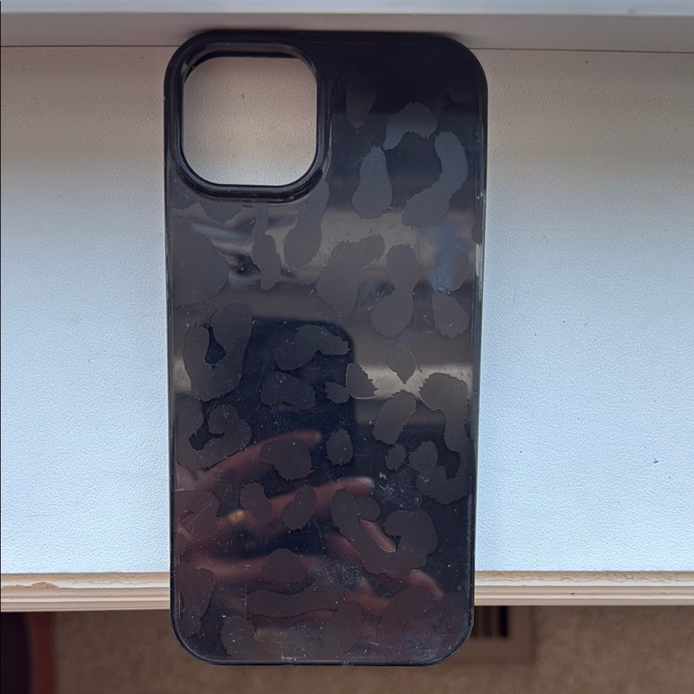 Heyday Black Cheetah Print Iphone 13 case